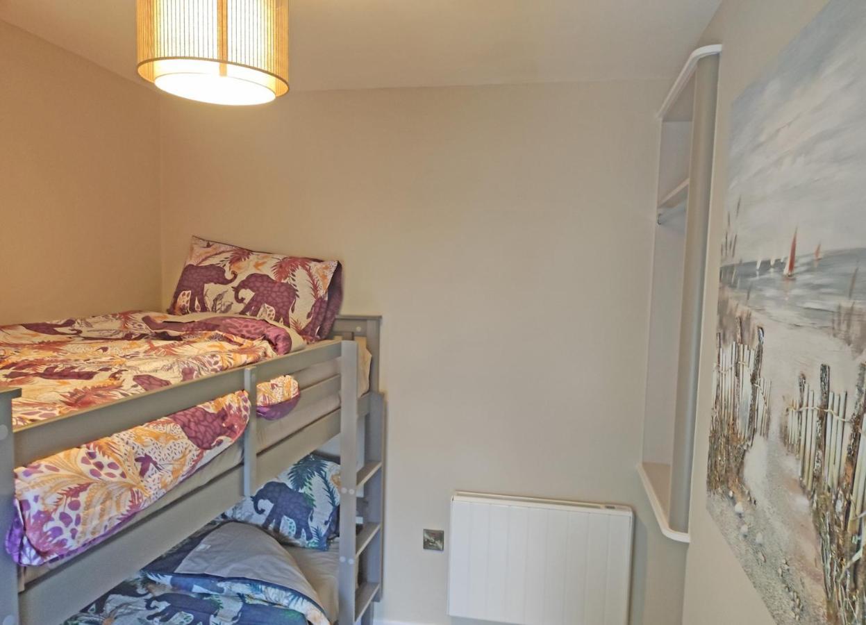Tralee Townhouse Holiday Home By Trident Holiday Homes Екстериор снимка
